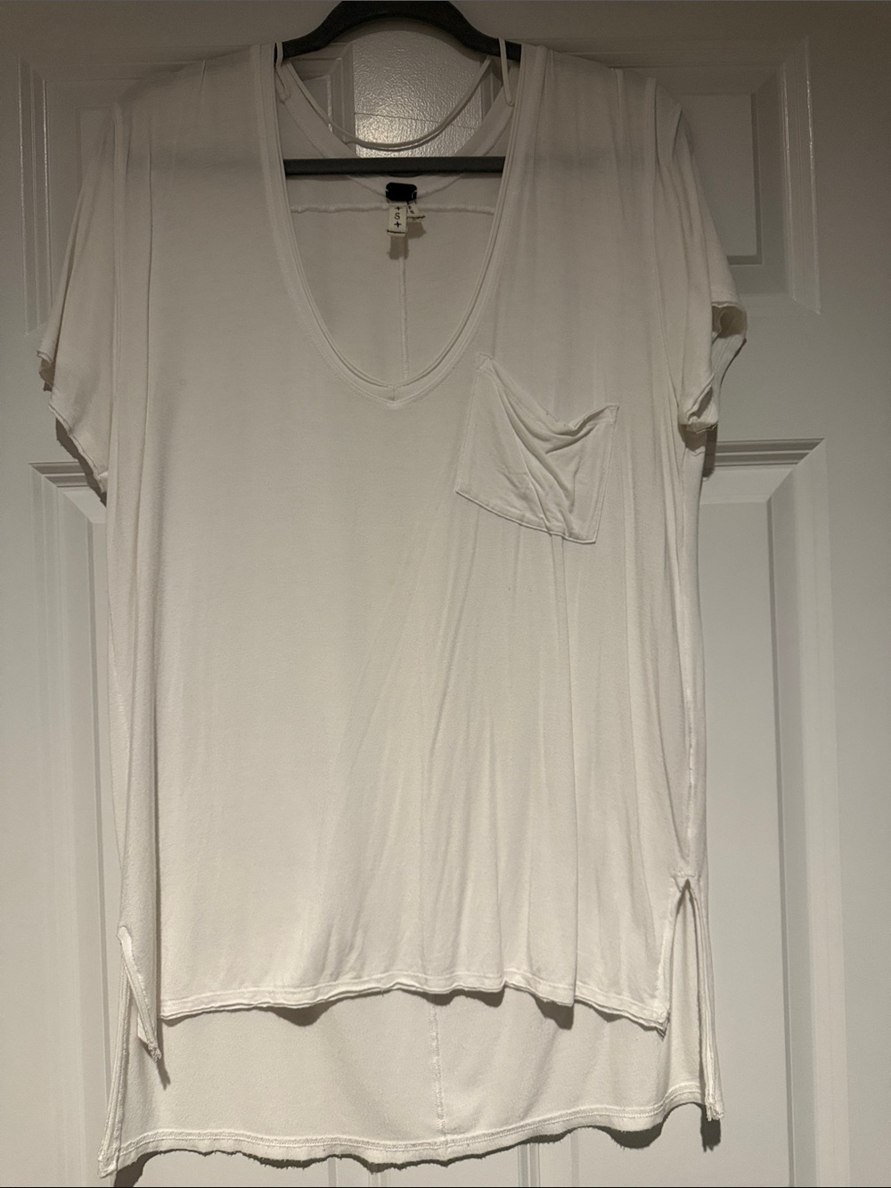We The Free white V-Neck Pocket Short Sleeve Tunic Tee